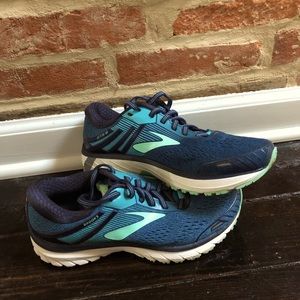 Brooks Adrenaline GTS 18 Running Shoes